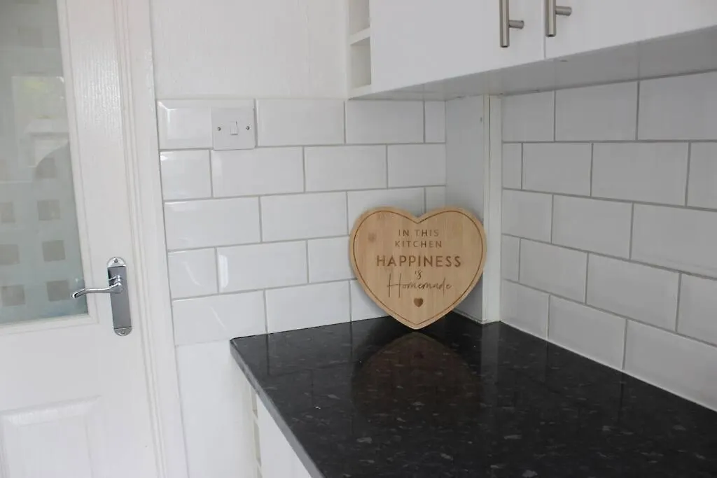 Private & Comfortable 2 Bedroom Home Away From Home Stanwell Holiday home